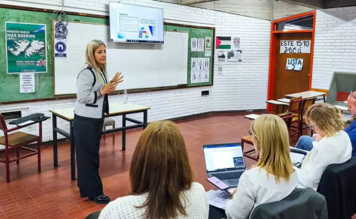 La DGE avanza con la etapa final para titularizar nuevos directores en Mendoza