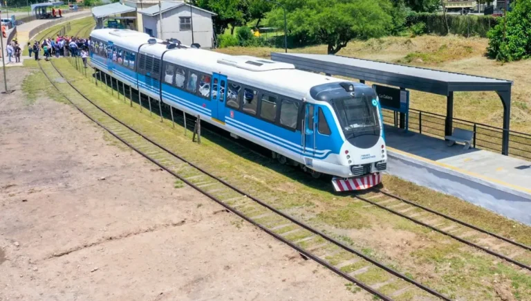 Los 11 datos sobre el Tren de Cercanías del Este que tendrás que saber para poder usarlo