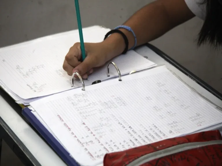 Ingreso a la Secundaria: la DGE asegura que aún quedan más de 3.000 vacantes