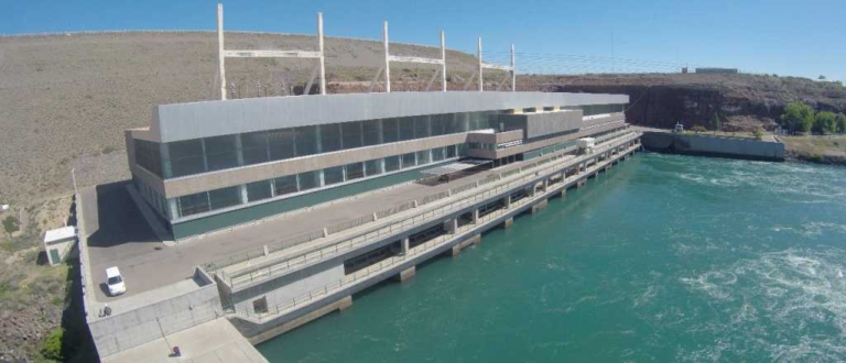Un consorcio mendocino quiere comprar hidroeléctricas de la Patagonia