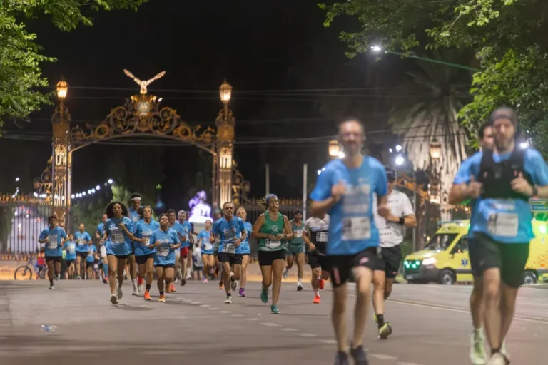 La Ciudad vivió una noche inolvidable con 2000 personas en la cuarta edición de la Maratón Nocturna