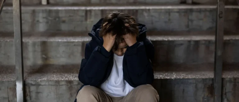 Mendoza comienza a multar a padres de alumnos que hagan bullying en el aula