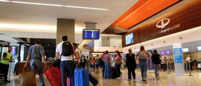 Paro de controladores aéreos: que vuelos se vieron afectados en Mendoza